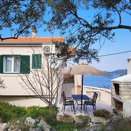 Holiday Home Duje Mali Iž Kültér fotó