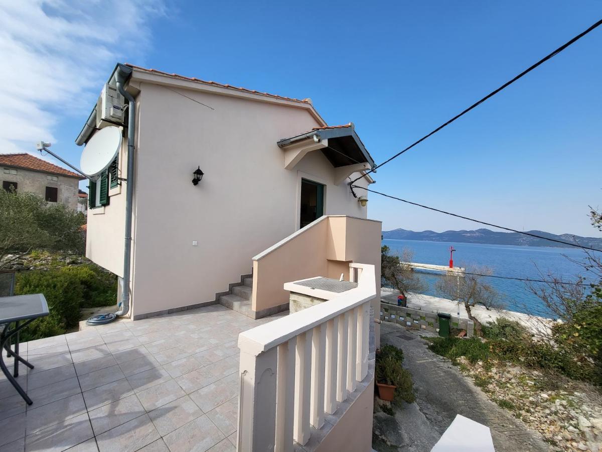Holiday Home Duje Mali Iž Kültér fotó